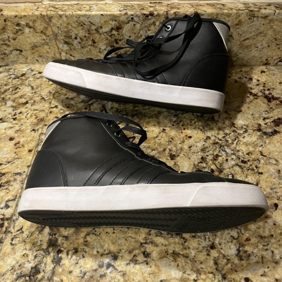 ❤️ ADIDAS WOMENS BLACK HI TOP CLOUDFOAM SNEAKERS 9 - Picture 6 of 7